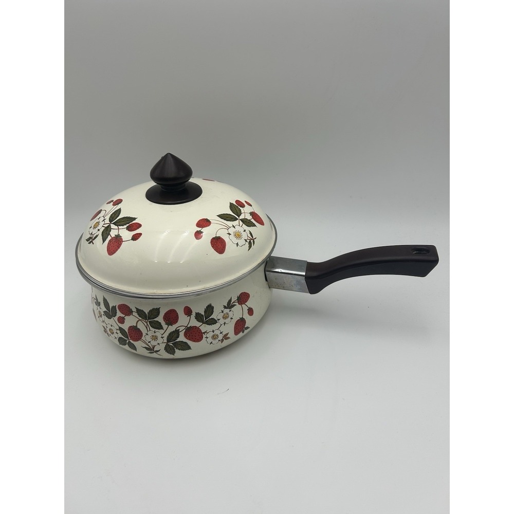 Vintage Sheffield Strawberries 'n Cream Small 1.5 QT Covered Saucepan